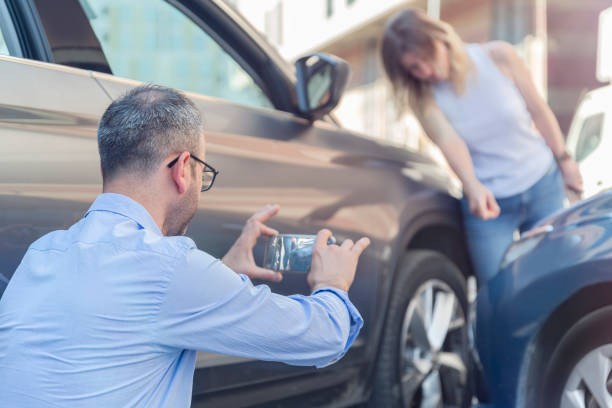 Professional Sr22 Insurance technician working in Tillson, NY